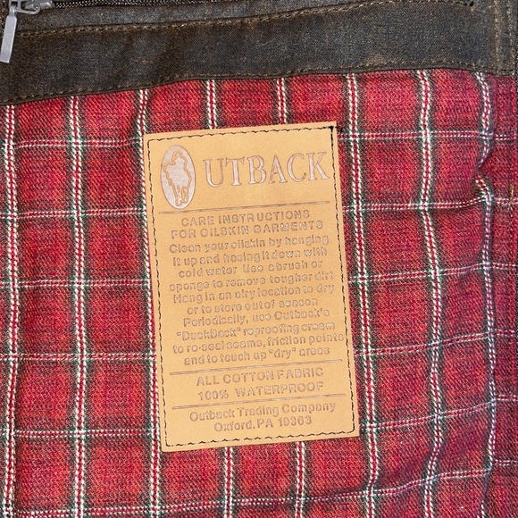 Outback Trading Company Men’s Overlander oilskin vest, small - Picture 4 of 6